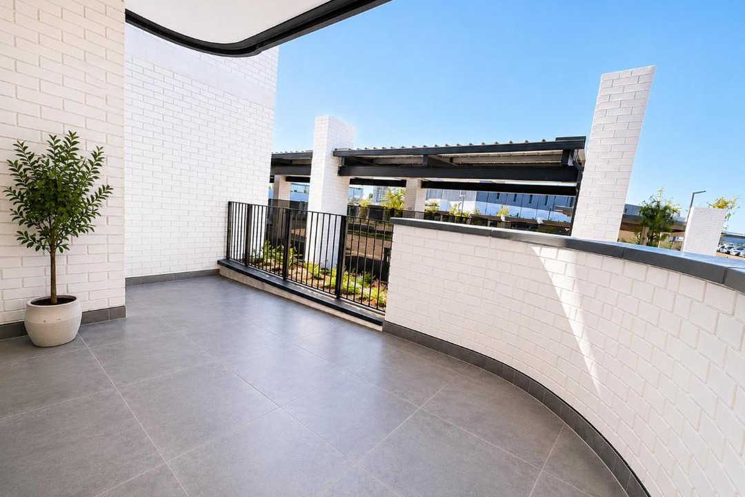 Photo of Patio Balcony in Century City