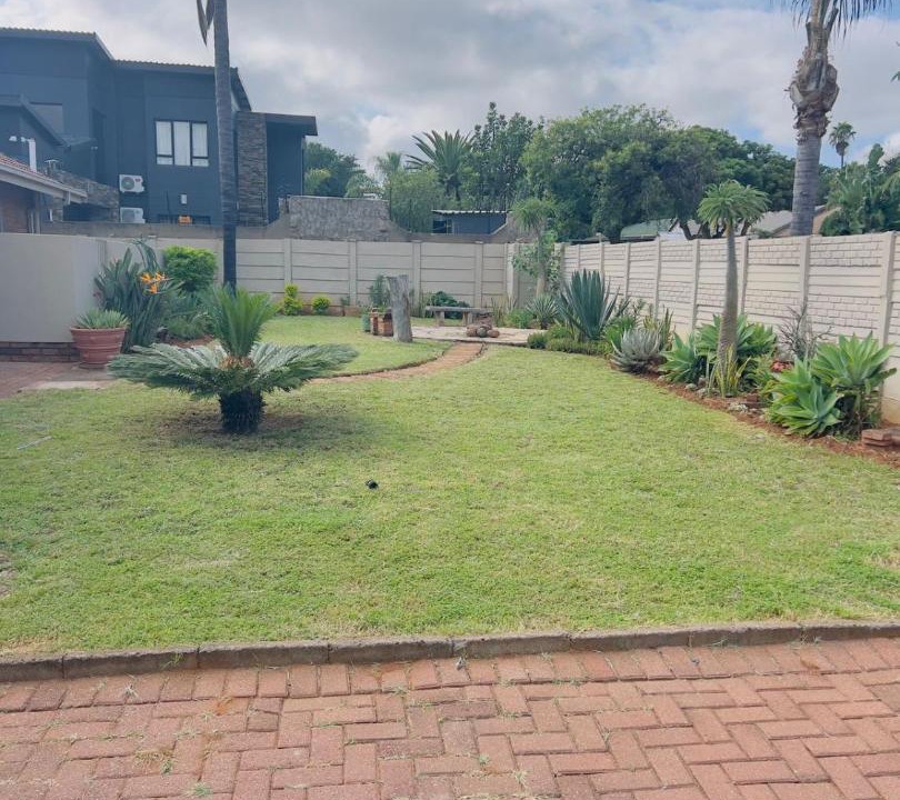 Photo of Others in Flora Park