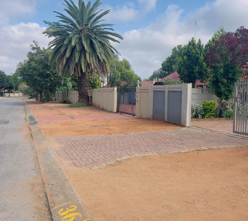 Photo of Others in Flora Park