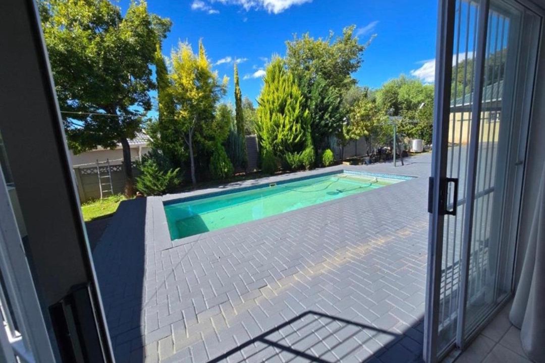 Photo of Patio Balcony in Bloubergstrand