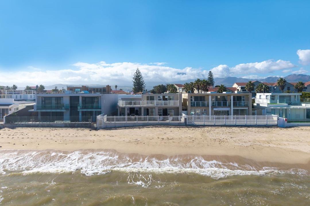 Photo of Others in Gordons Bay Central
