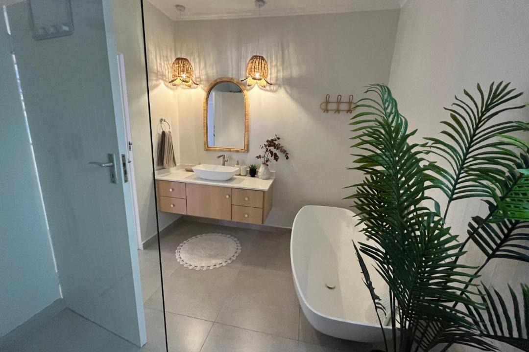 Photo of Bathroom in Shelly Beach