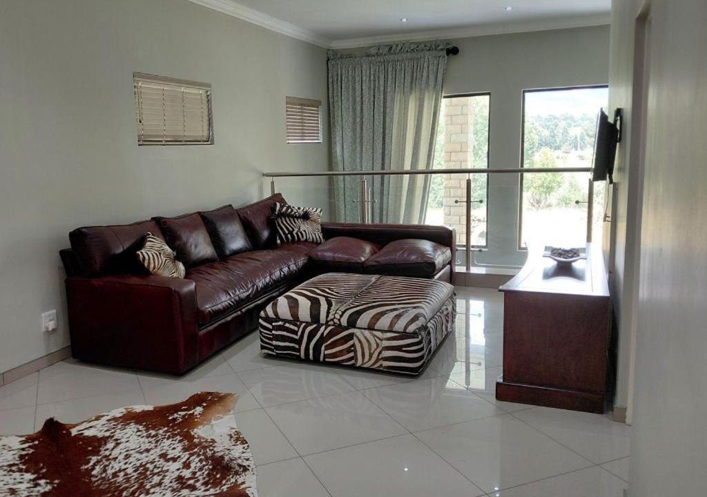Photo of Livingroom in Clarens