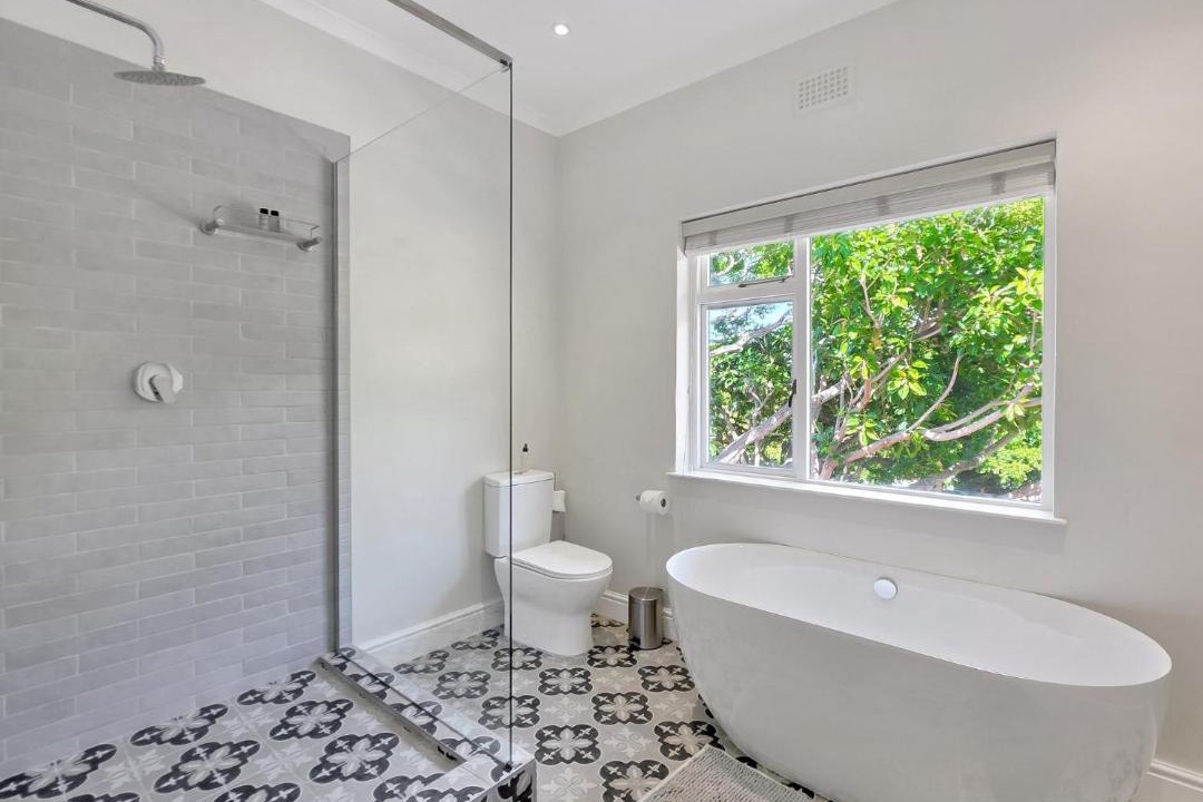Photo of Bathroom in Clovelly