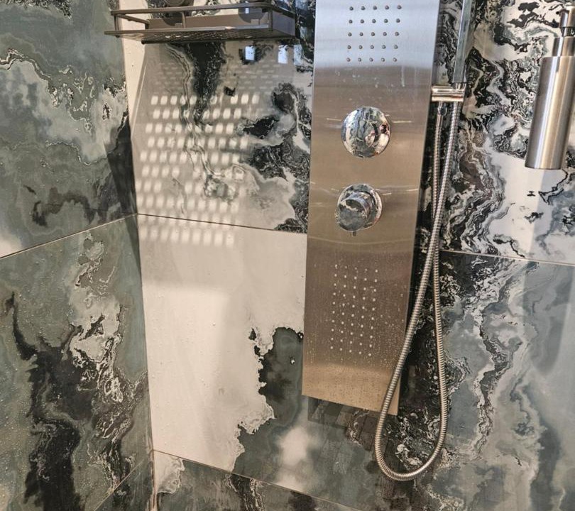 Photo of Bathroom in Waterfall