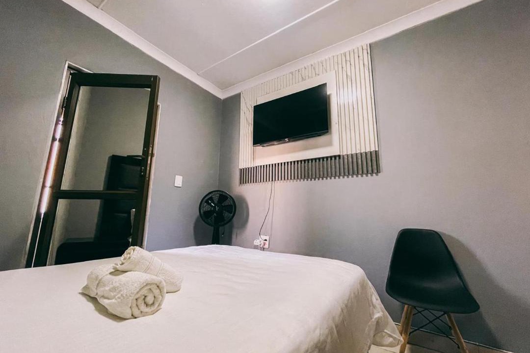 Photo of Bedroom in Emfuleni
