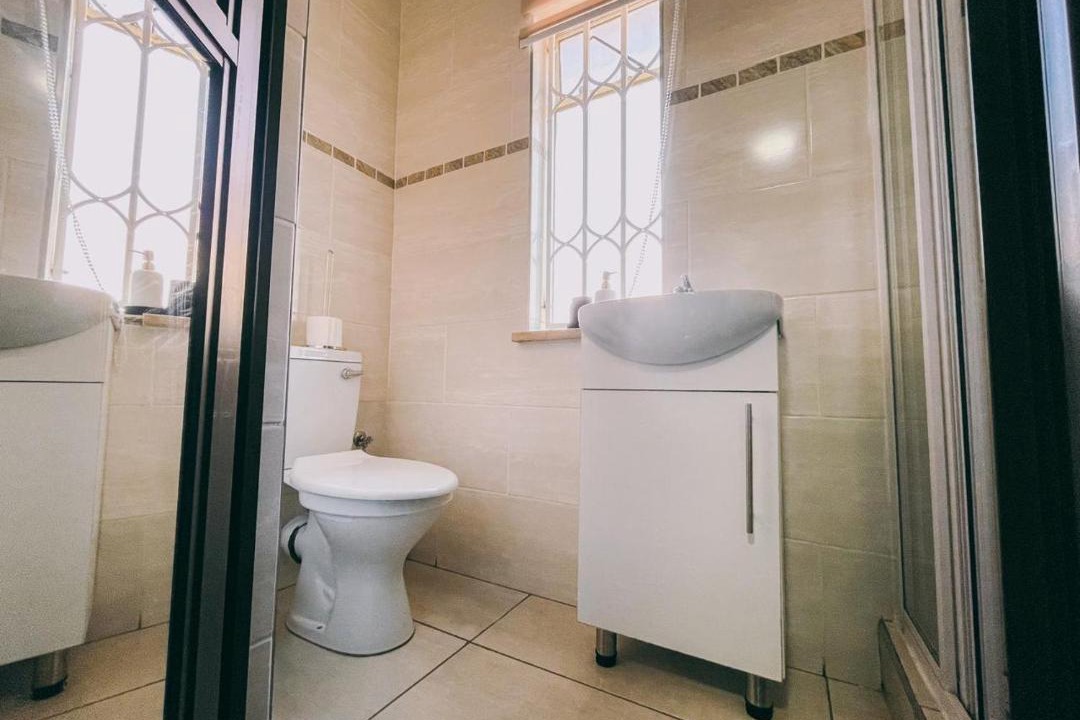 Photo of Bathroom in Emfuleni