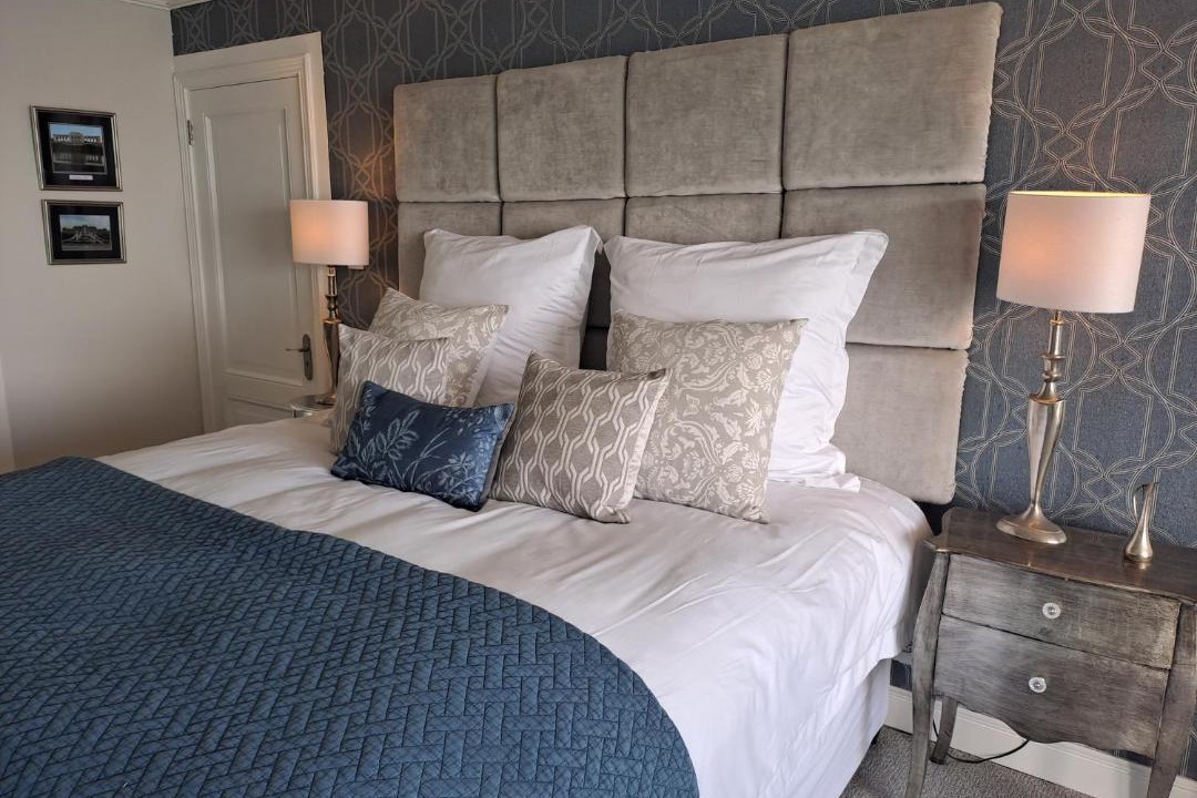 Photo of Bedroom in Mountainside