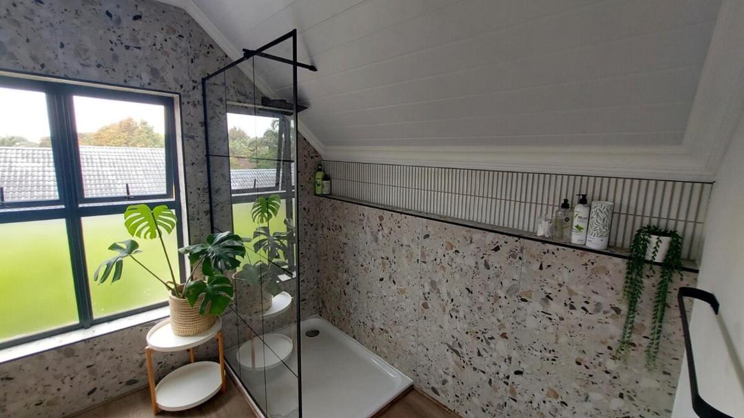Photo of Bathroom in Lorraine