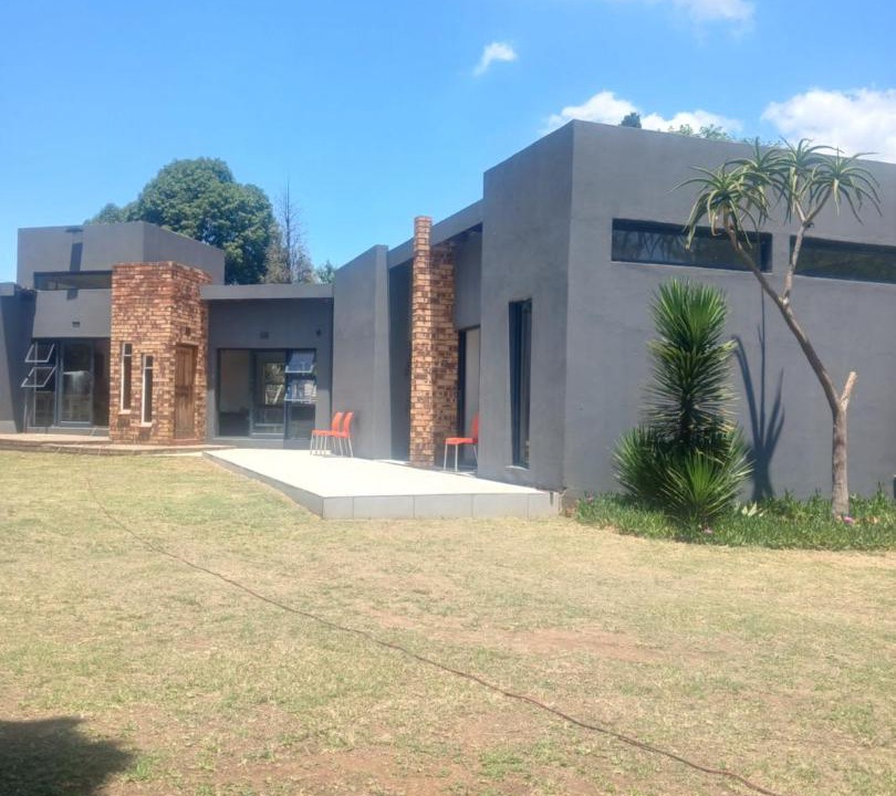 Photo of Others in Alberton