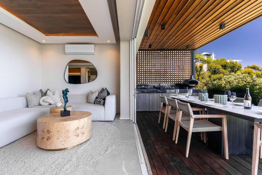 Photo of Patio Balcony in Bantry Bay