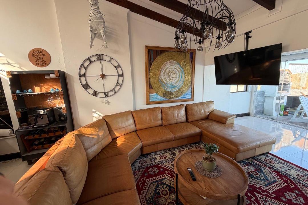 Photo of Livingroom in Gordons Bay Central