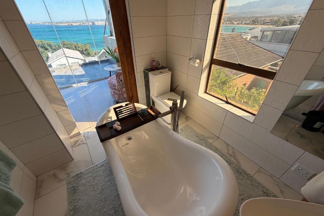 Photo of Bathroom in Gordons Bay Central