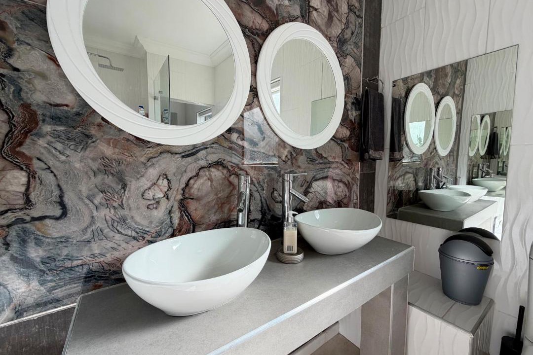 Photo of Bathroom in Gordons Bay Central