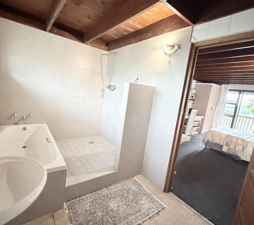Photo of Bathroom in Beacon Bay