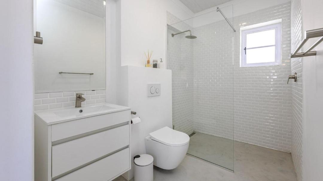 Photo of Bathroom in Struisbaai