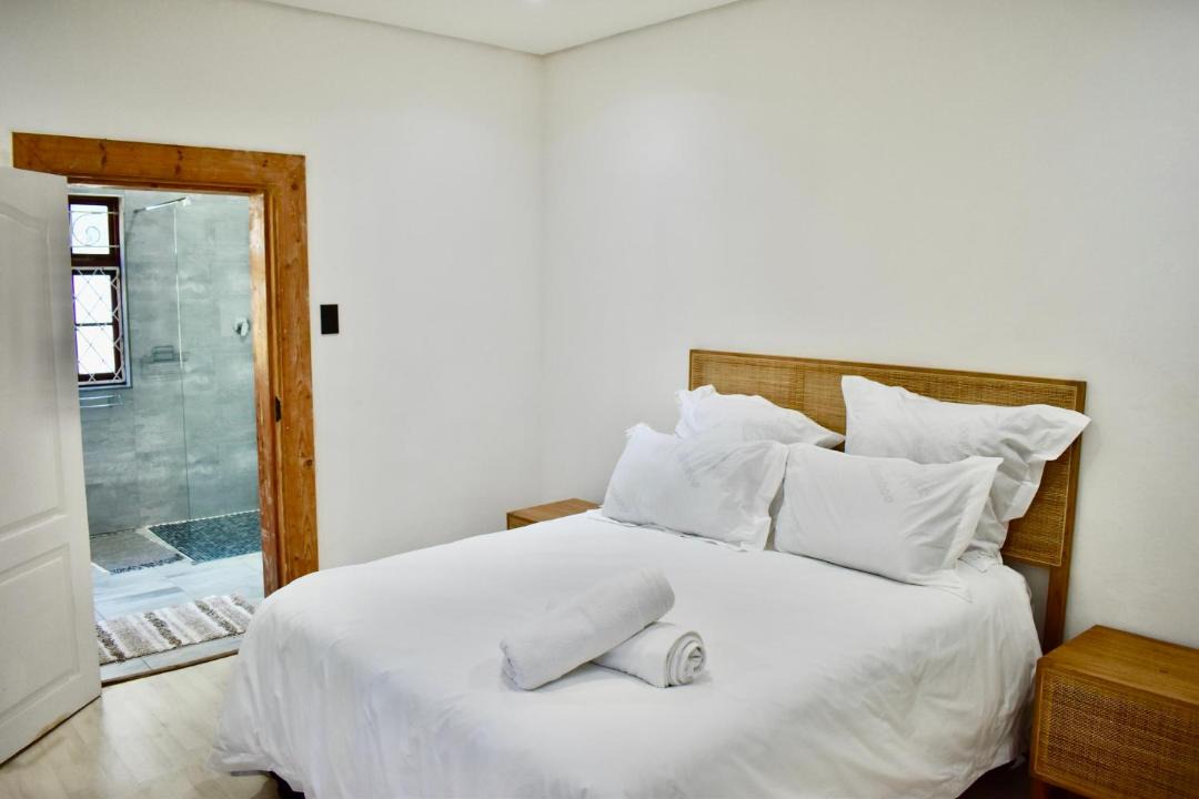 Photo of Bedroom in Umtentweni
