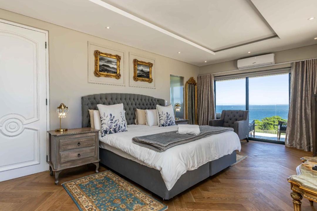 Photo of Bedroom in Camps Bay