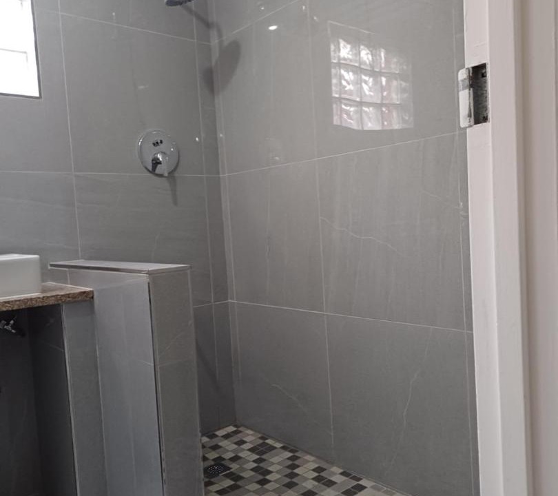 Photo of Bathroom in Lansdowne