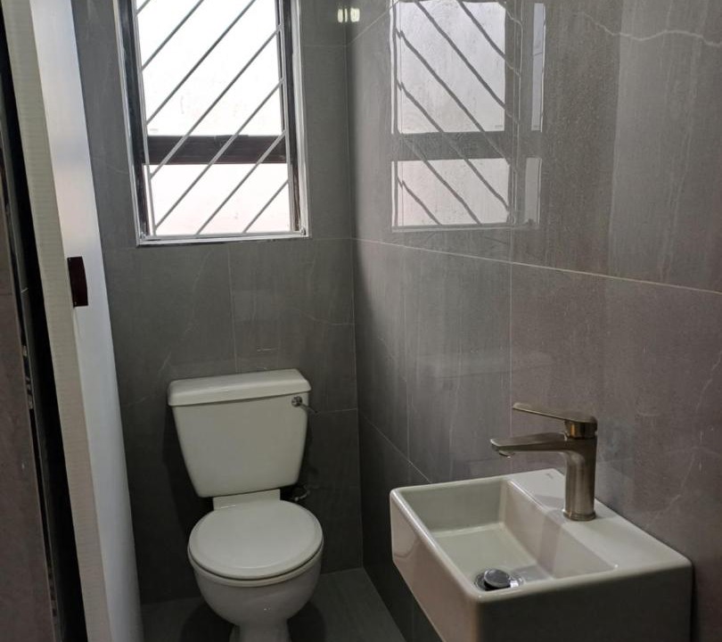 Photo of Bathroom in Lansdowne