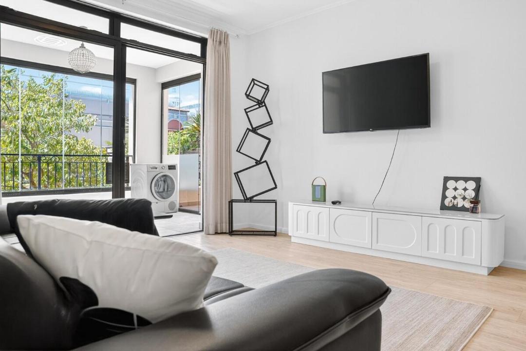 Photo of Livingroom in Century City