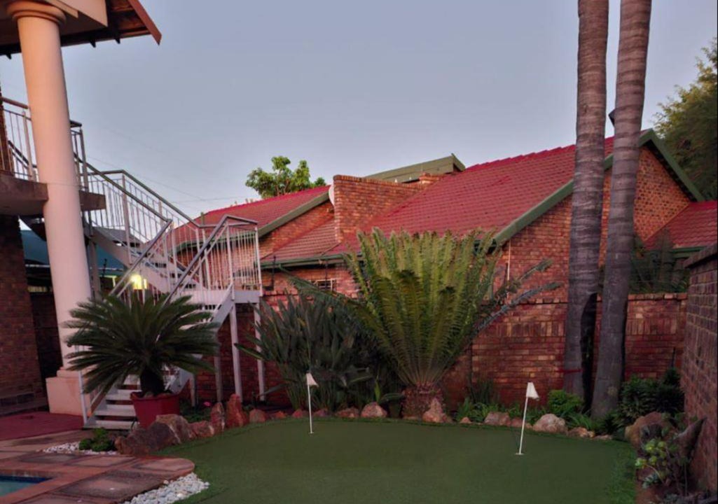 Photo of Others in Rooihuiskraal
