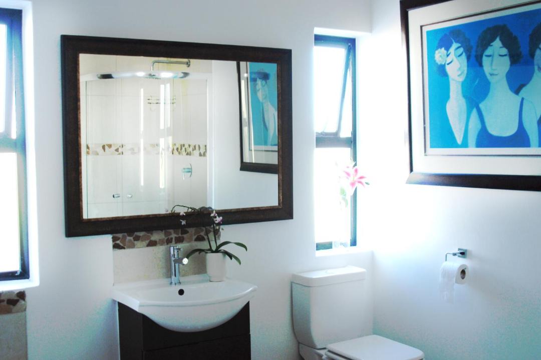 Photo of Bathroom in Melkbosstrand