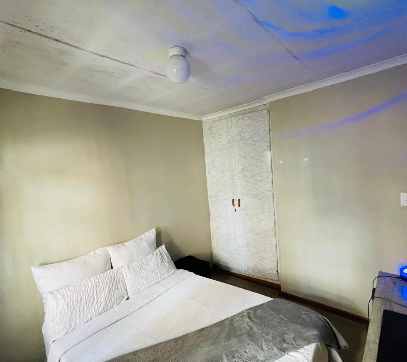 Photo of Bedroom in Willows