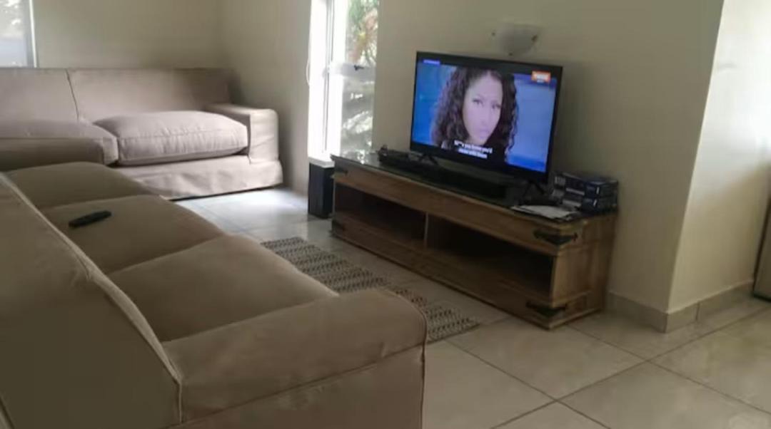 Photo of Livingroom in Wilderness Beach