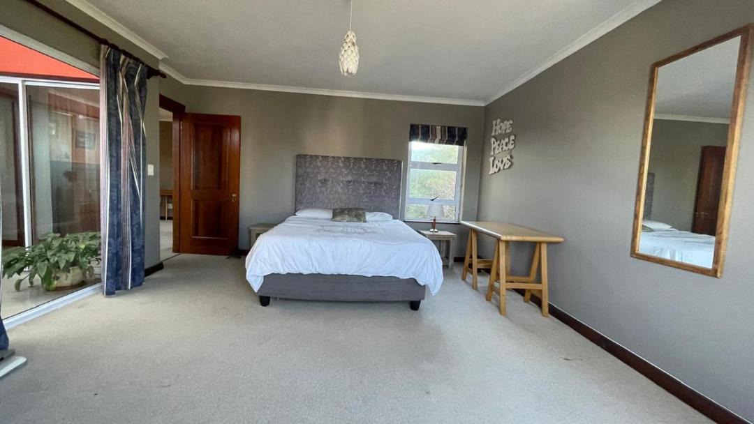 Photo of Bedroom in Sunset Beach