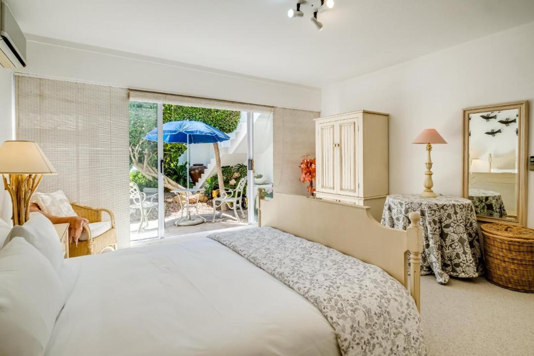 Photo of Others in Camps Bay