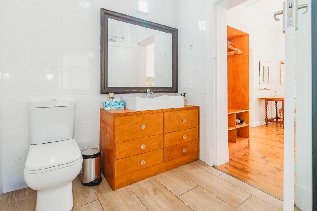 Photo of Bathroom in George