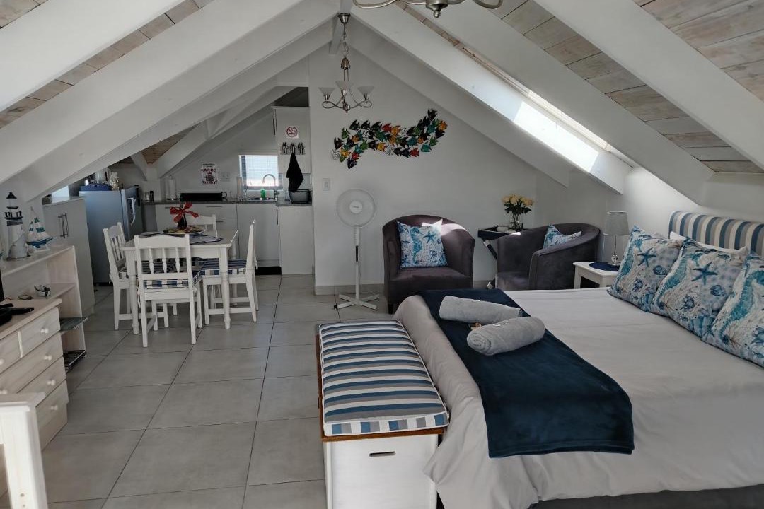Photo of Others in Paternoster