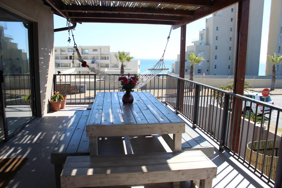 Photo of Others in Bloubergstrand