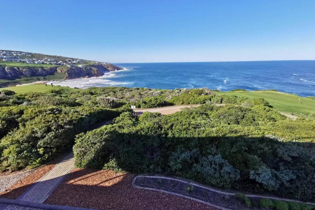 Photo of Others in Pinnacle Point