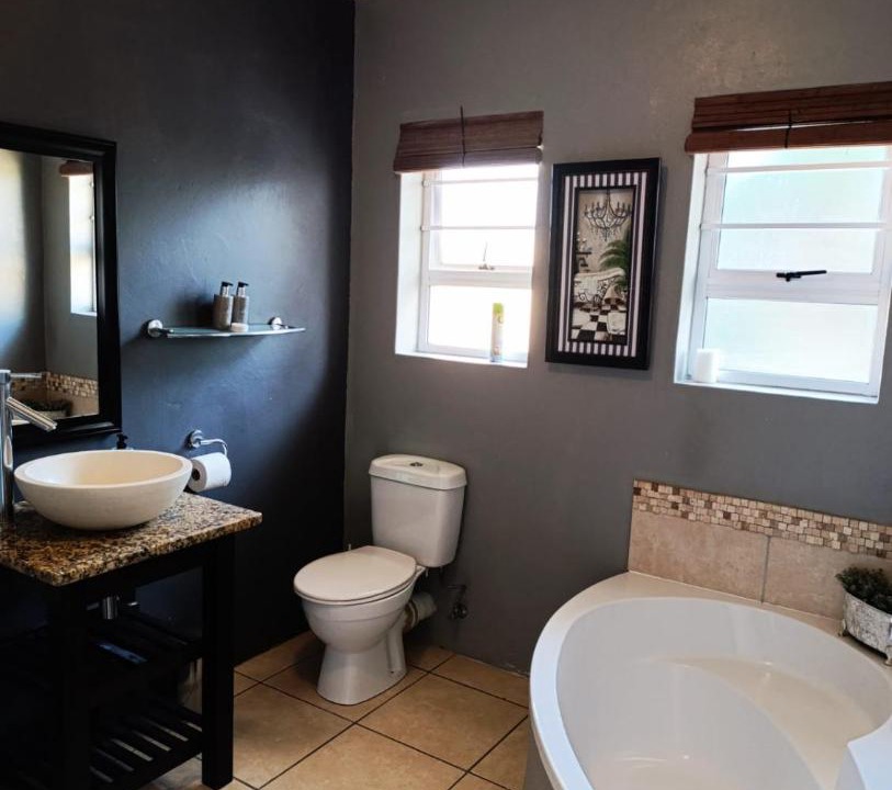 Photo of Bathroom in Beacon Bay