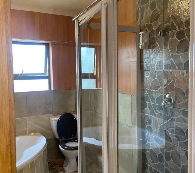 Photo of Bathroom in Parklands