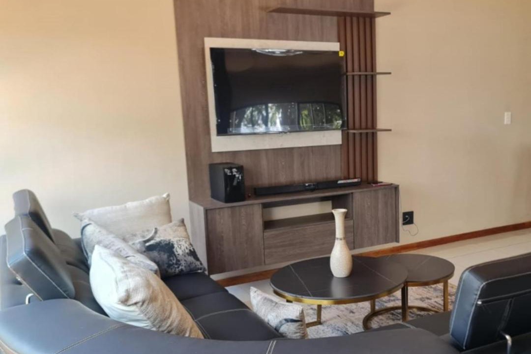 Photo of Livingroom in Thulamela