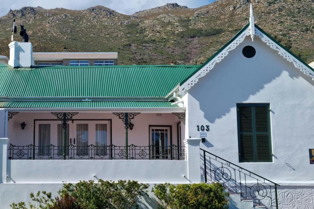 Photo of Others in Gordons Bay Central