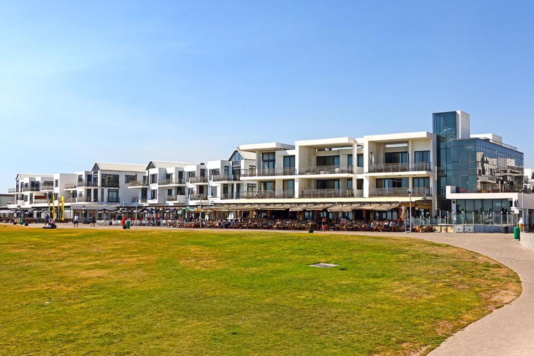 Photo of Others in Big Bay