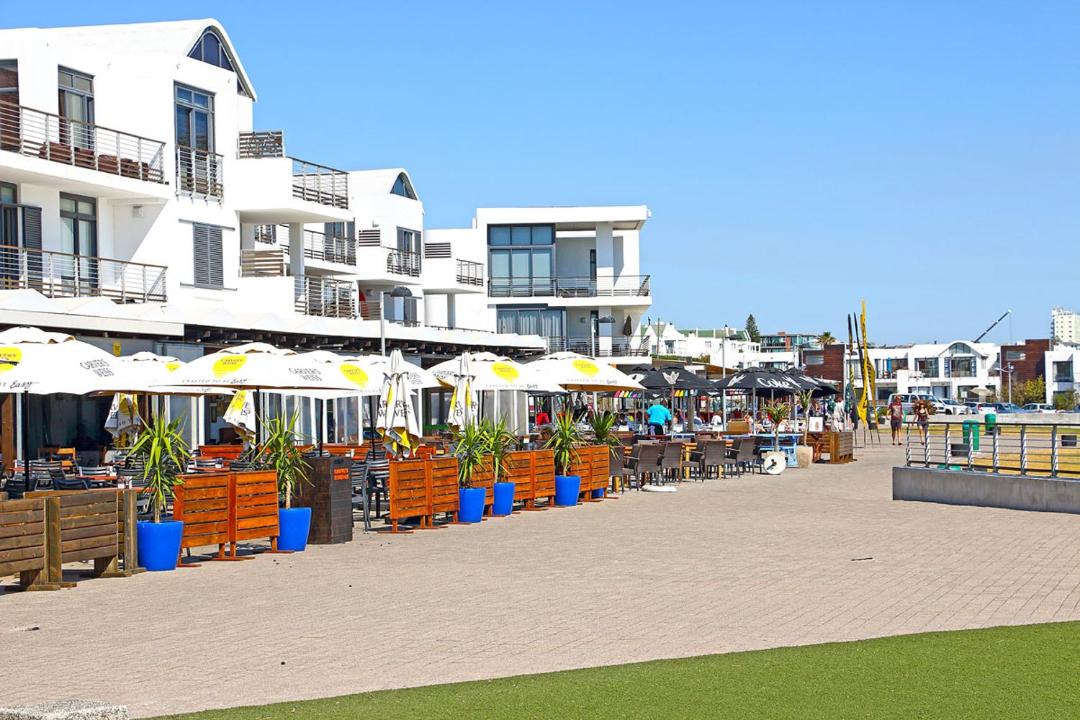 Photo of Others in Big Bay