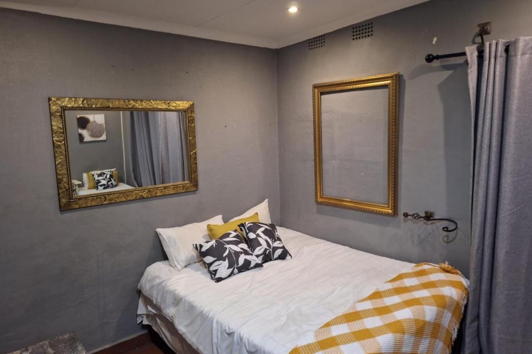Photo of Bedroom in Rustenburg