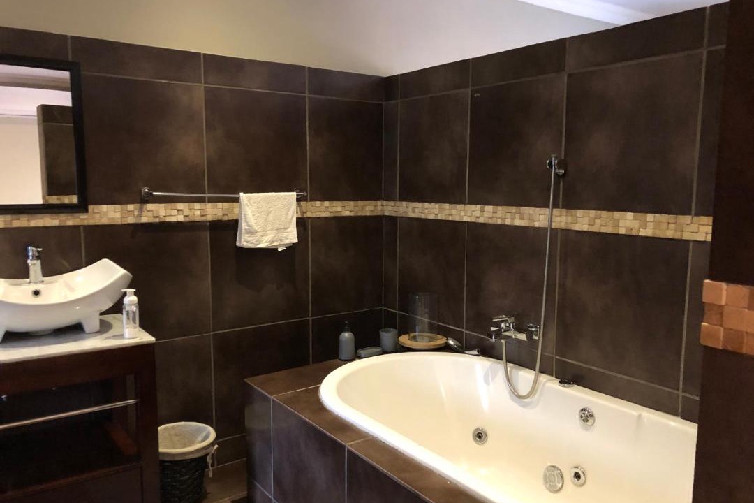 Photo of Bathroom in Hartswater
