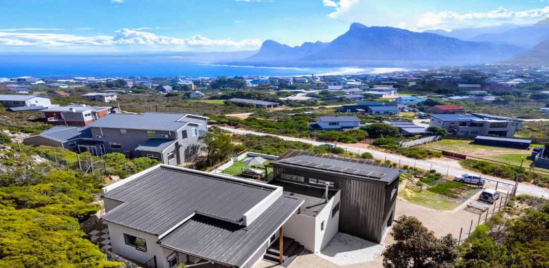 Photo of Others in Pringle Bay