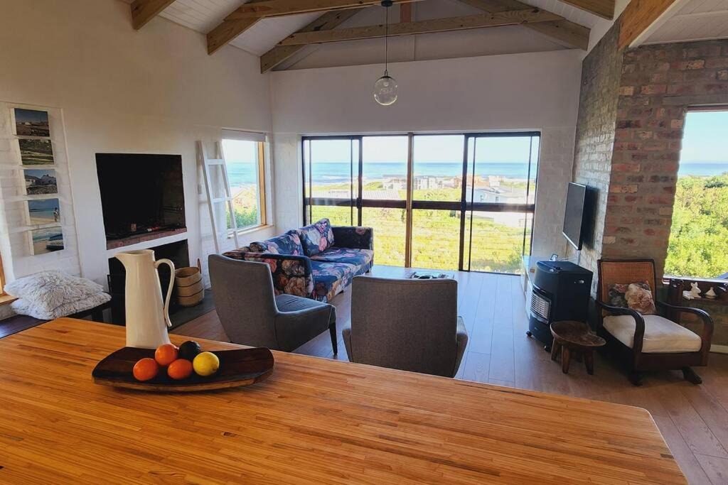 Photo of Livingroom in Betty's Bay