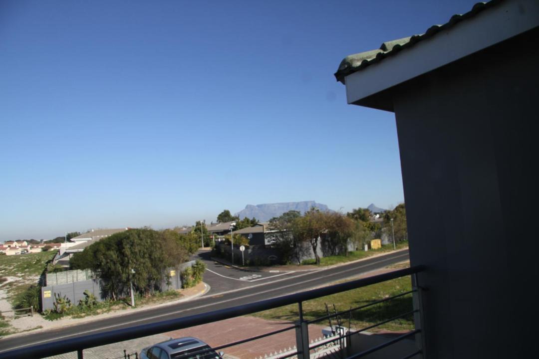 Photo of Others in Bloubergstrand