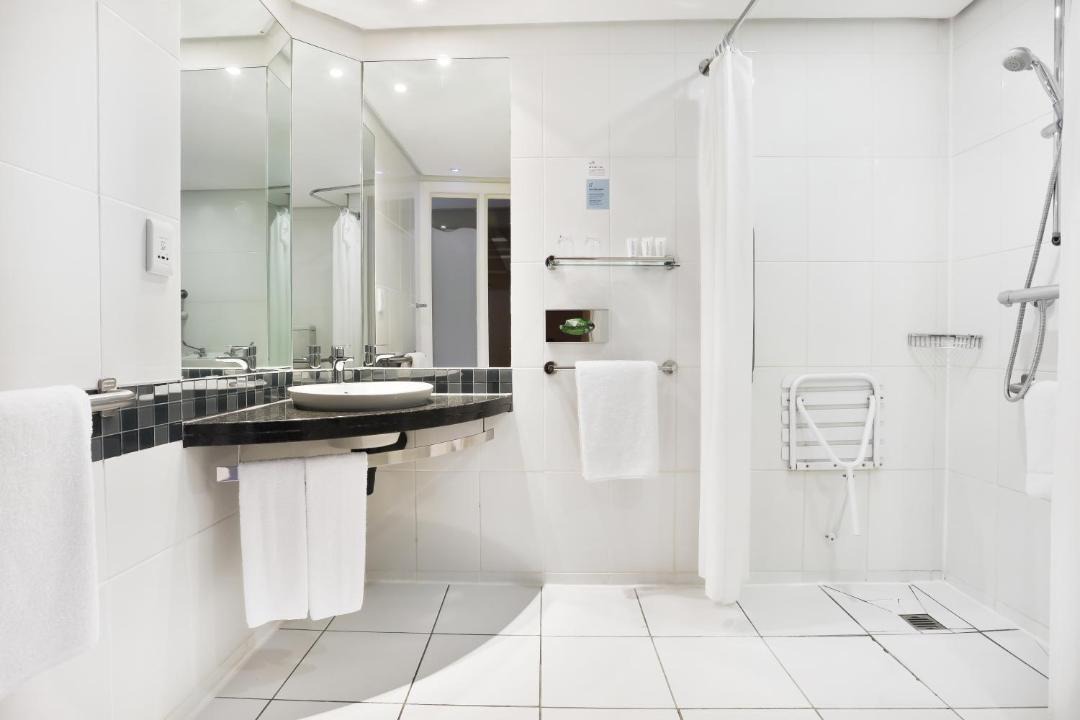 Photo of Bathroom in Cape Town City Centre