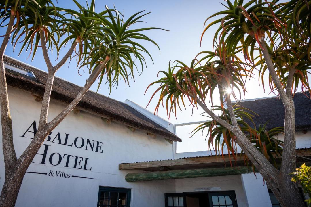 Photo of Others in Paternoster