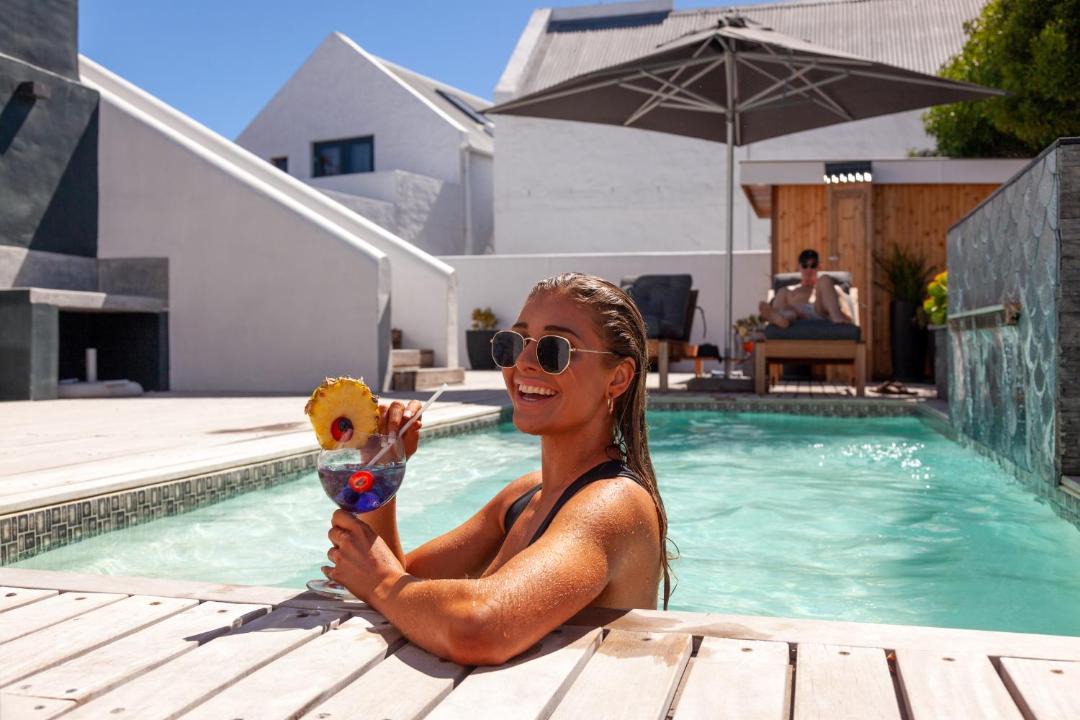 Photo of Others in Paternoster