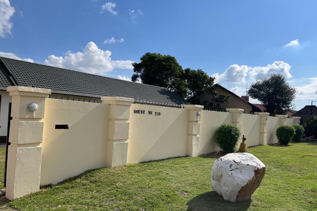 Photo of Others in Alberton